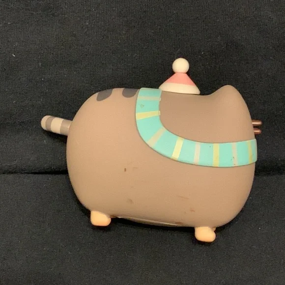 Pusheen holiday vinyl ornament wearing scarf and hat - Picture 2 of 5